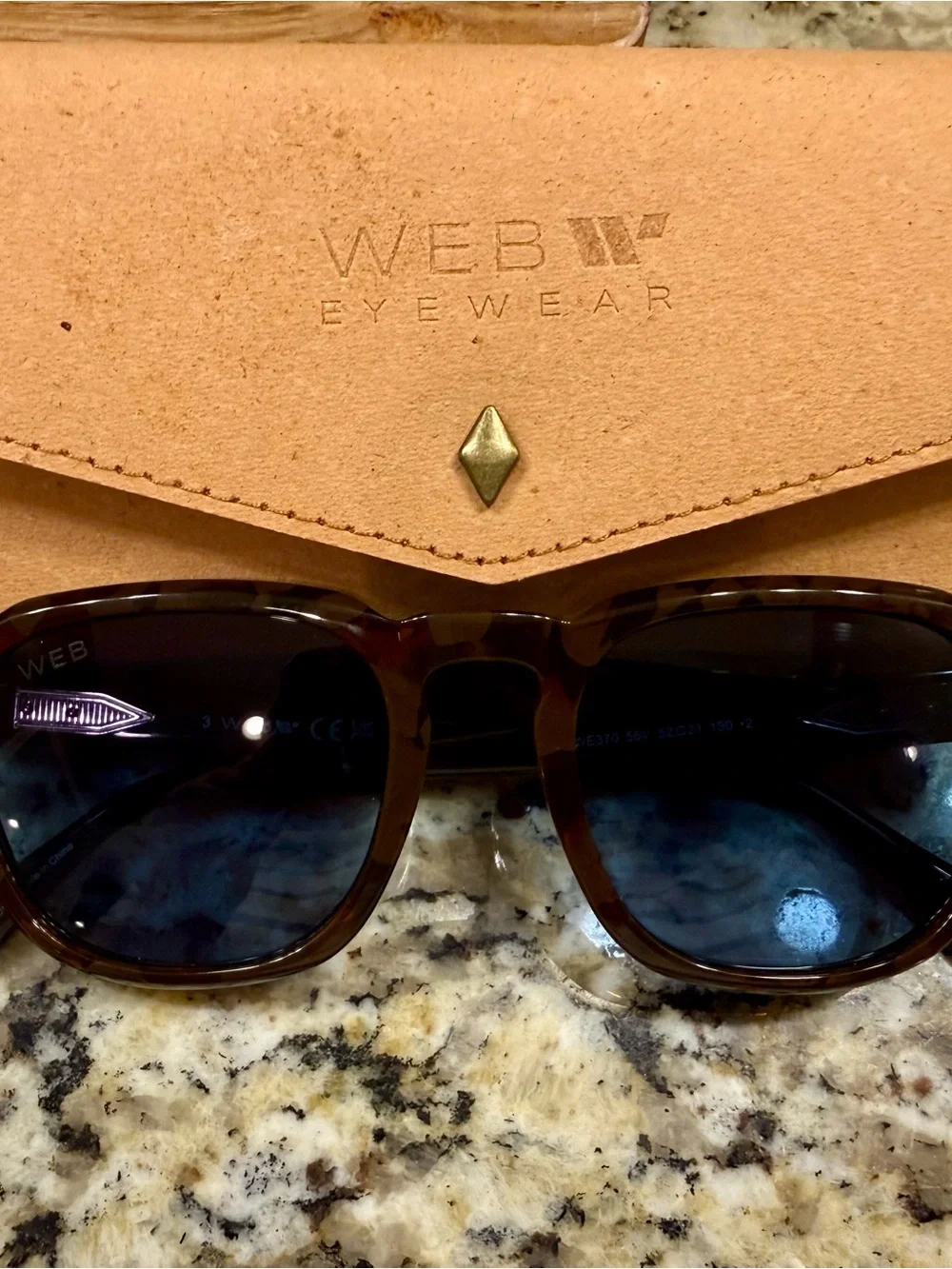 Men’s Tortoiseshell Sunglasses - Brown Lenses